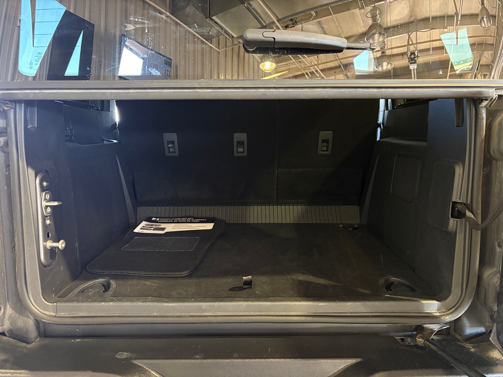 Thumbnail: 2025 Ford Bronco - 7