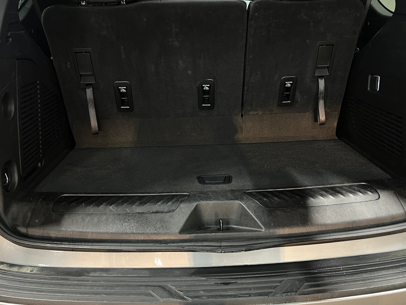 Thumbnail: 2025 Chevrolet Tahoe - 6