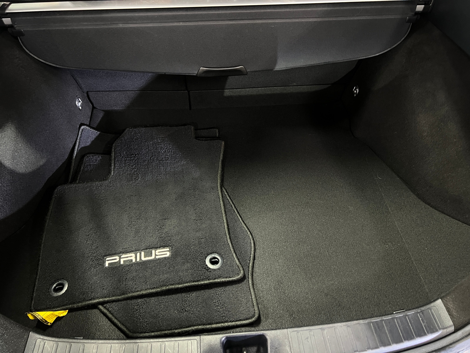 Thumbnail: 2017 Toyota Prius - 6