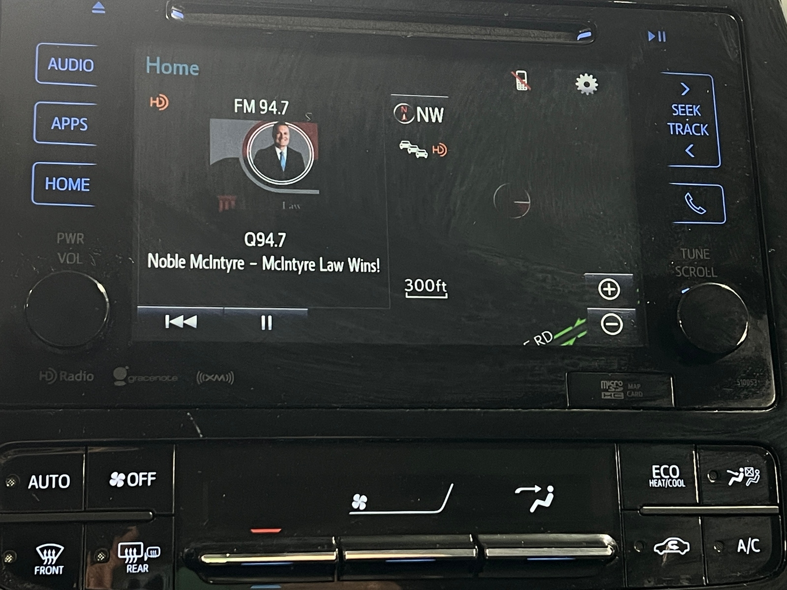 Thumbnail: 2017 Toyota Prius - 3