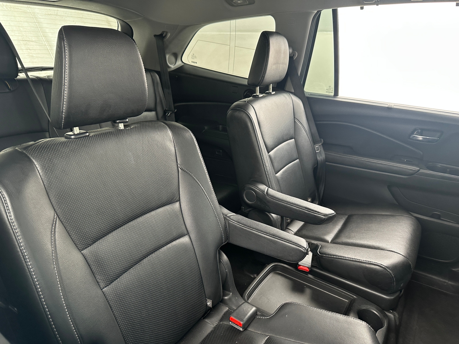 Thumbnail: 2016 Honda Pilot - 5