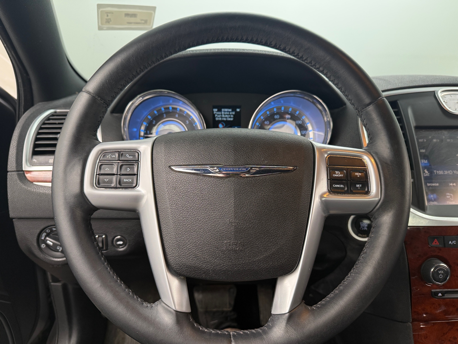 Thumbnail: 2013 Chrysler 300 - 4