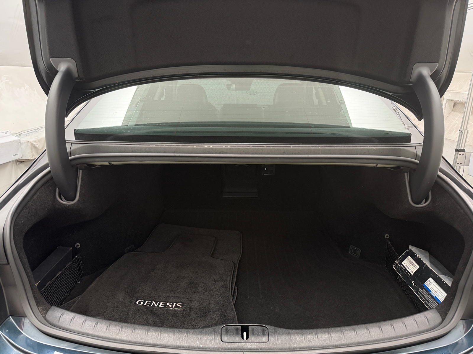 Thumbnail: 2021 Genesis G80 - 6