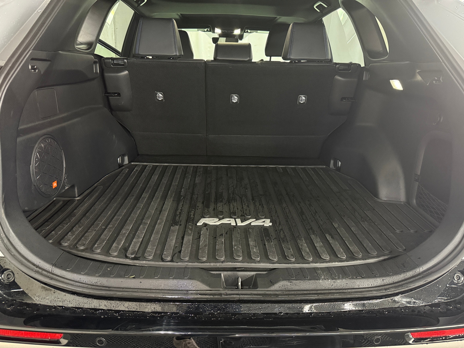 Thumbnail: 2025 Toyota RAV4 - 6