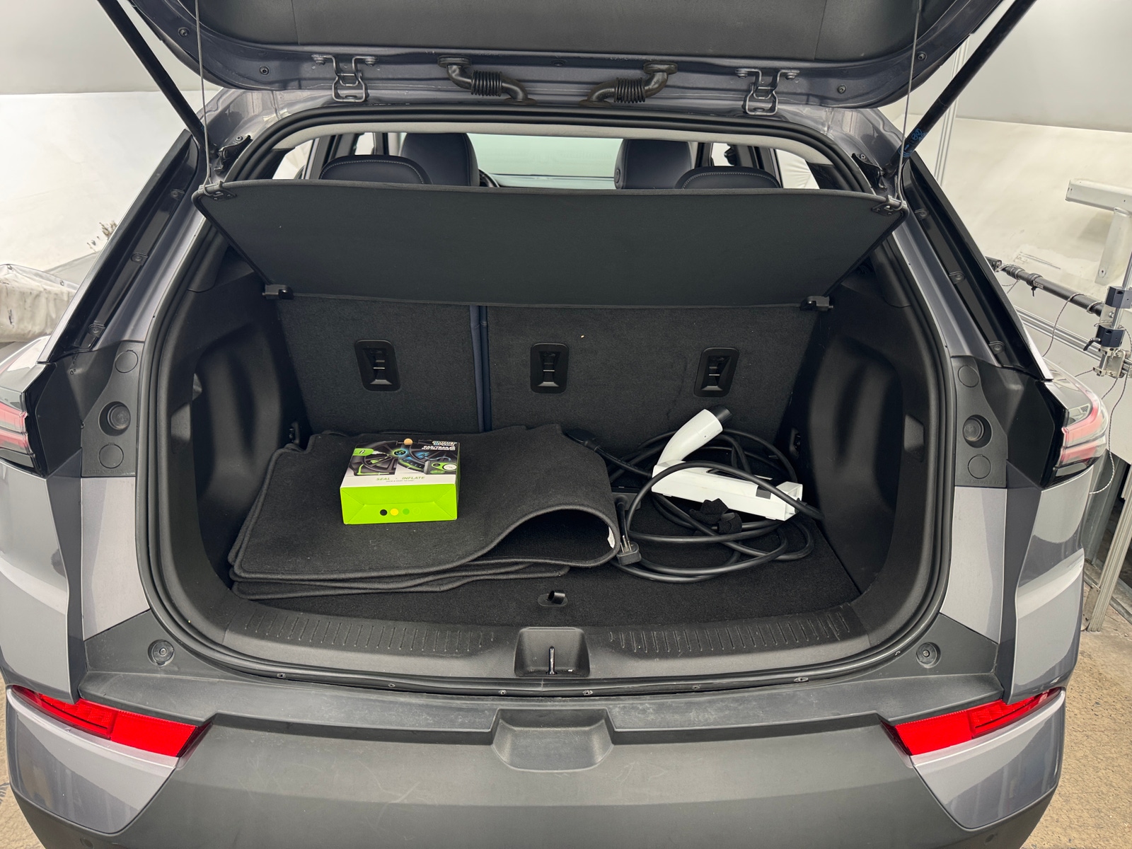 Thumbnail: 2023 Chevrolet Bolt EUV - 6