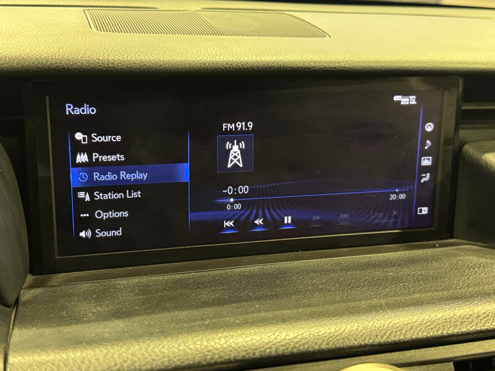 Thumbnail: 2019 Lexus RC - 3