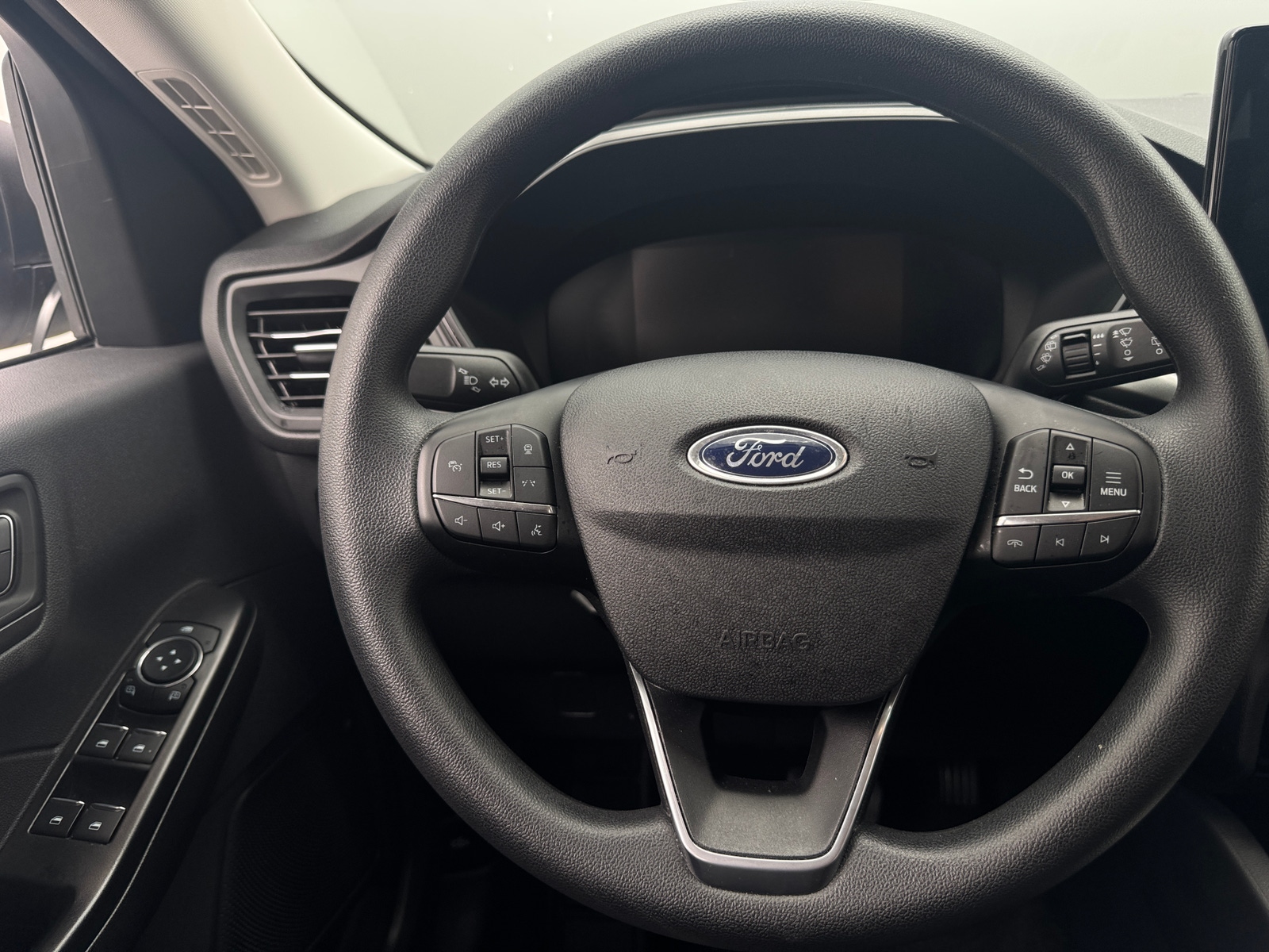 Thumbnail: 2025 Ford Escape - 5