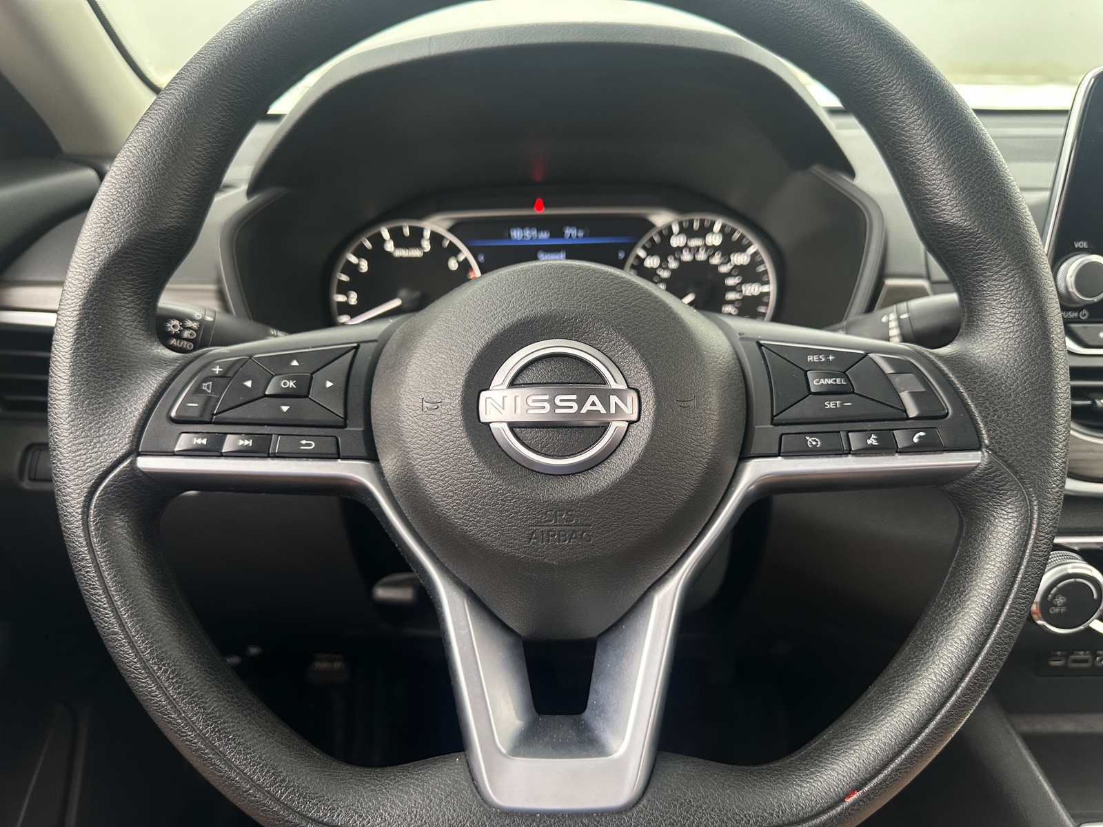 Thumbnail: 2025 Nissan Altima - 5