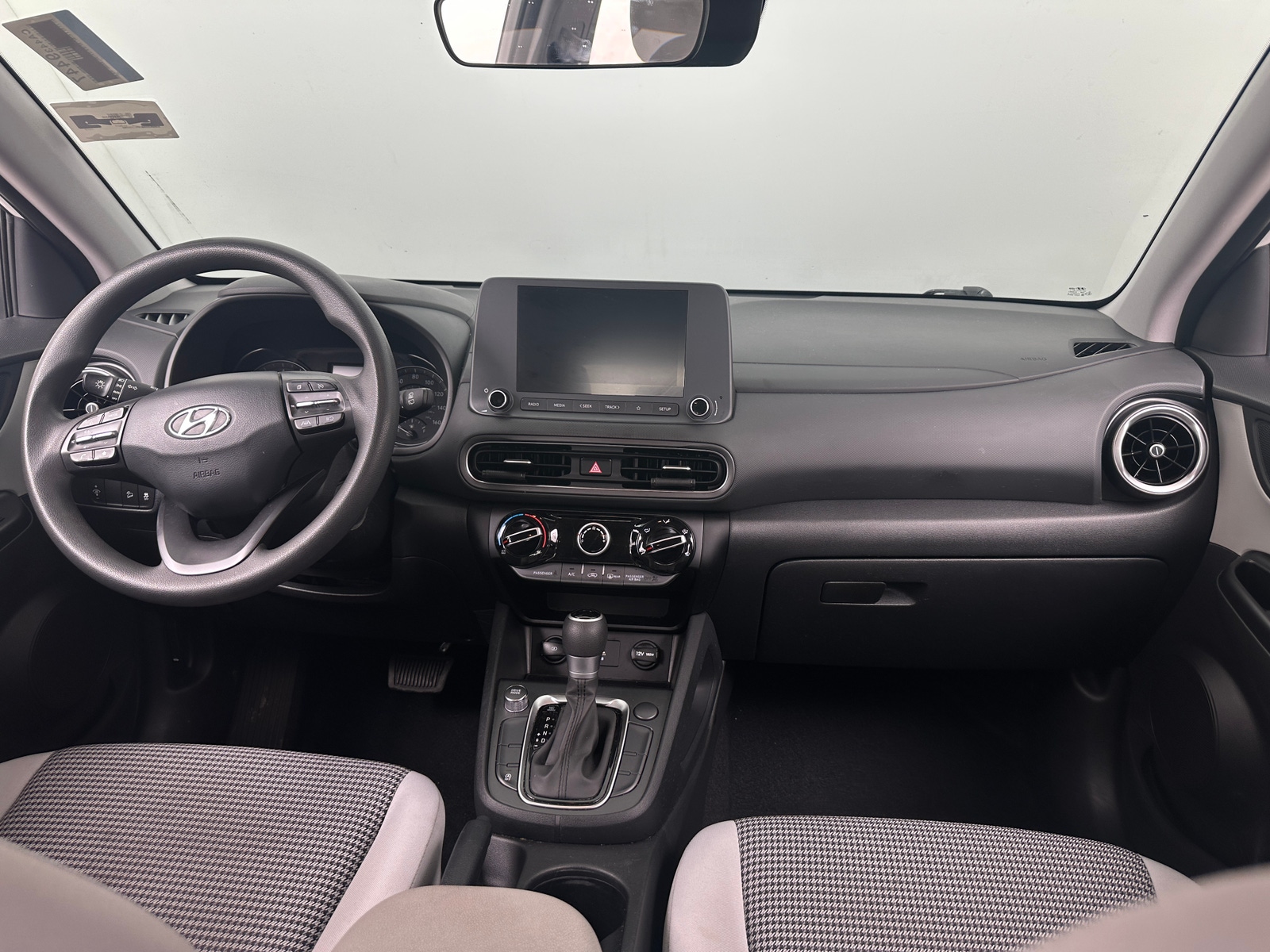 Thumbnail: 2023 Hyundai Kona - 3