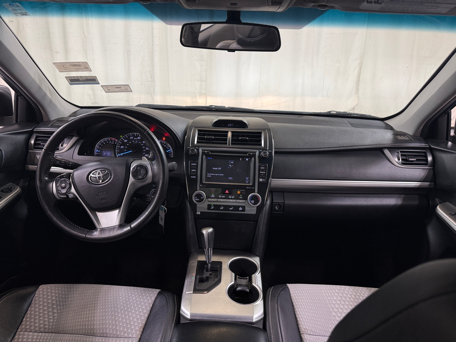 Thumbnail: 2014 Toyota Camry - 3