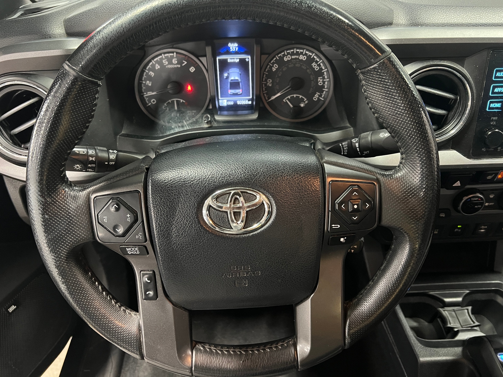 Thumbnail: 2017 Toyota Tacoma - 5