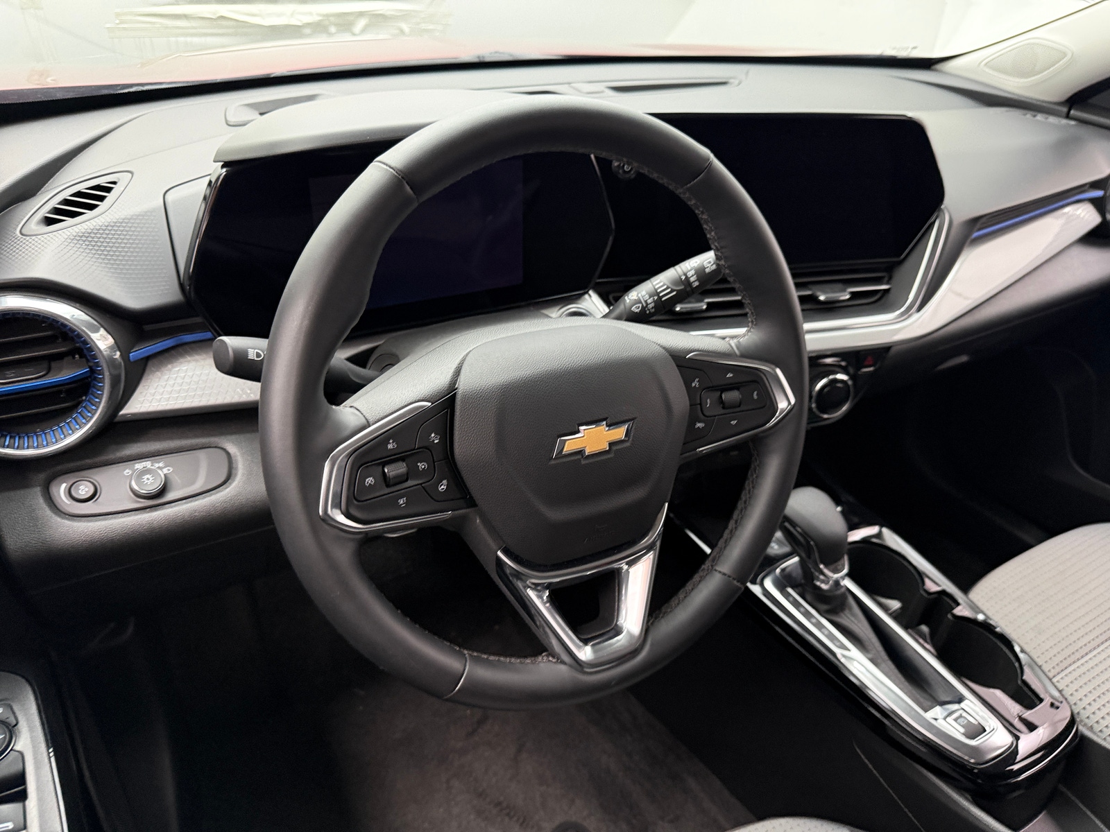 Thumbnail: 2025 Chevrolet Trax - 5