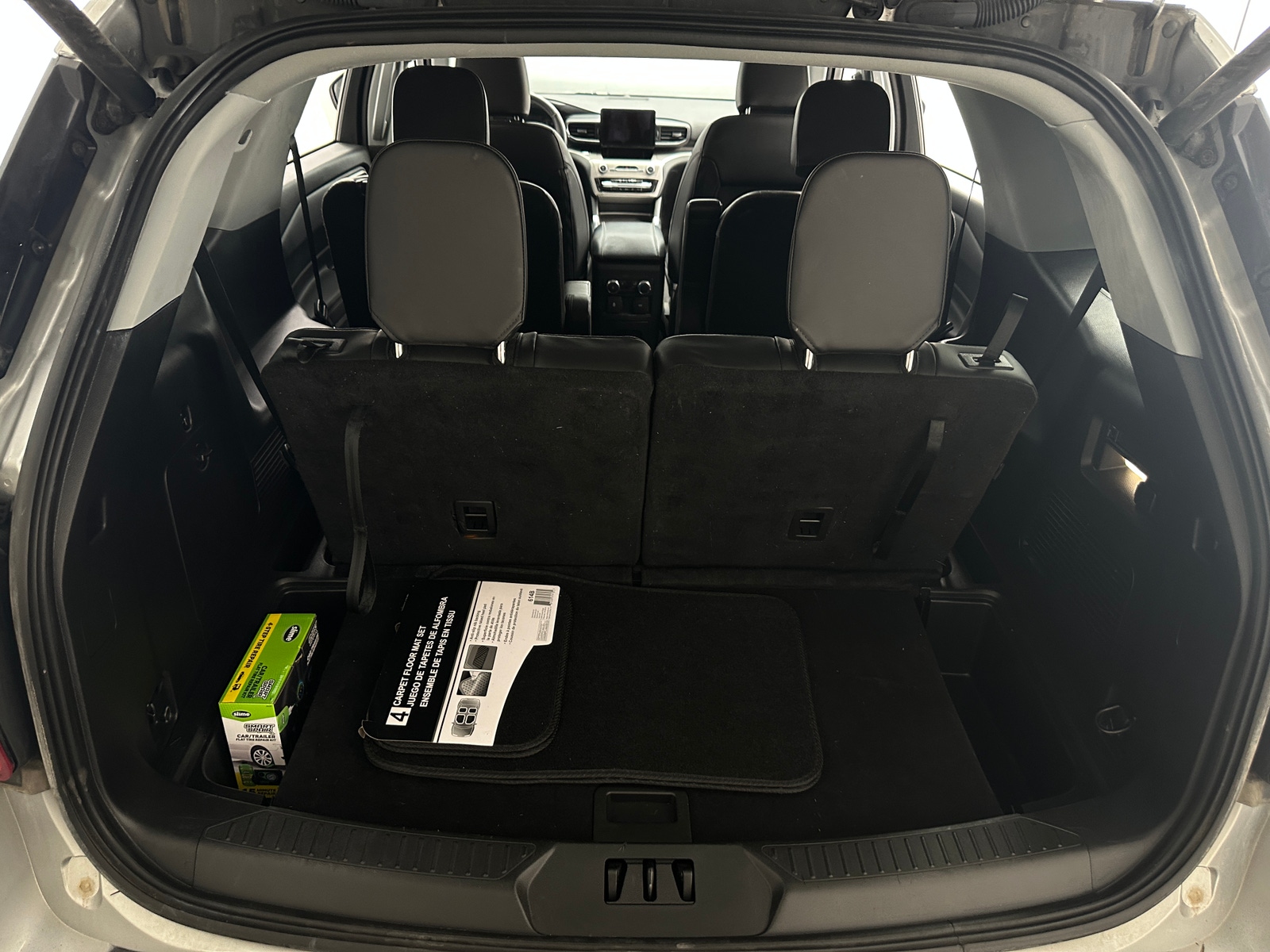 Thumbnail: 2022 Ford Explorer - 6