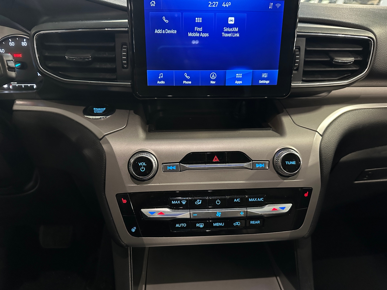 Thumbnail: 2022 Ford Explorer - 3