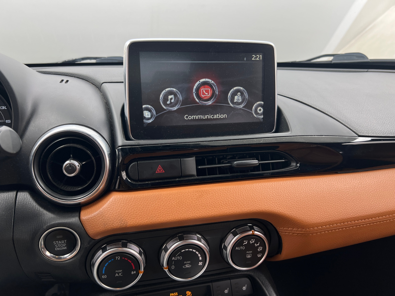 Thumbnail: 2018 Fiat 124 Spider - 2