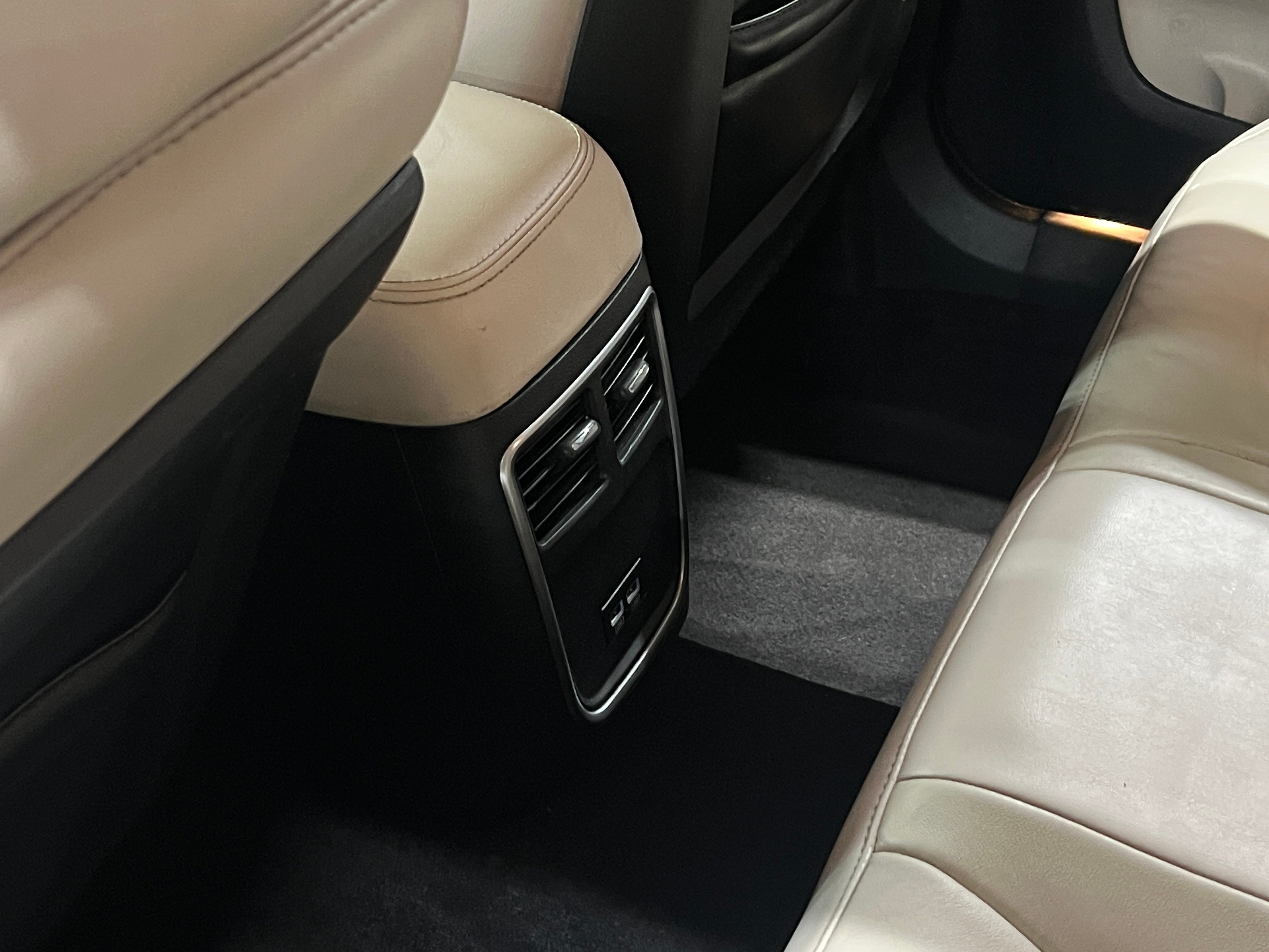 2017 Chrysler 300