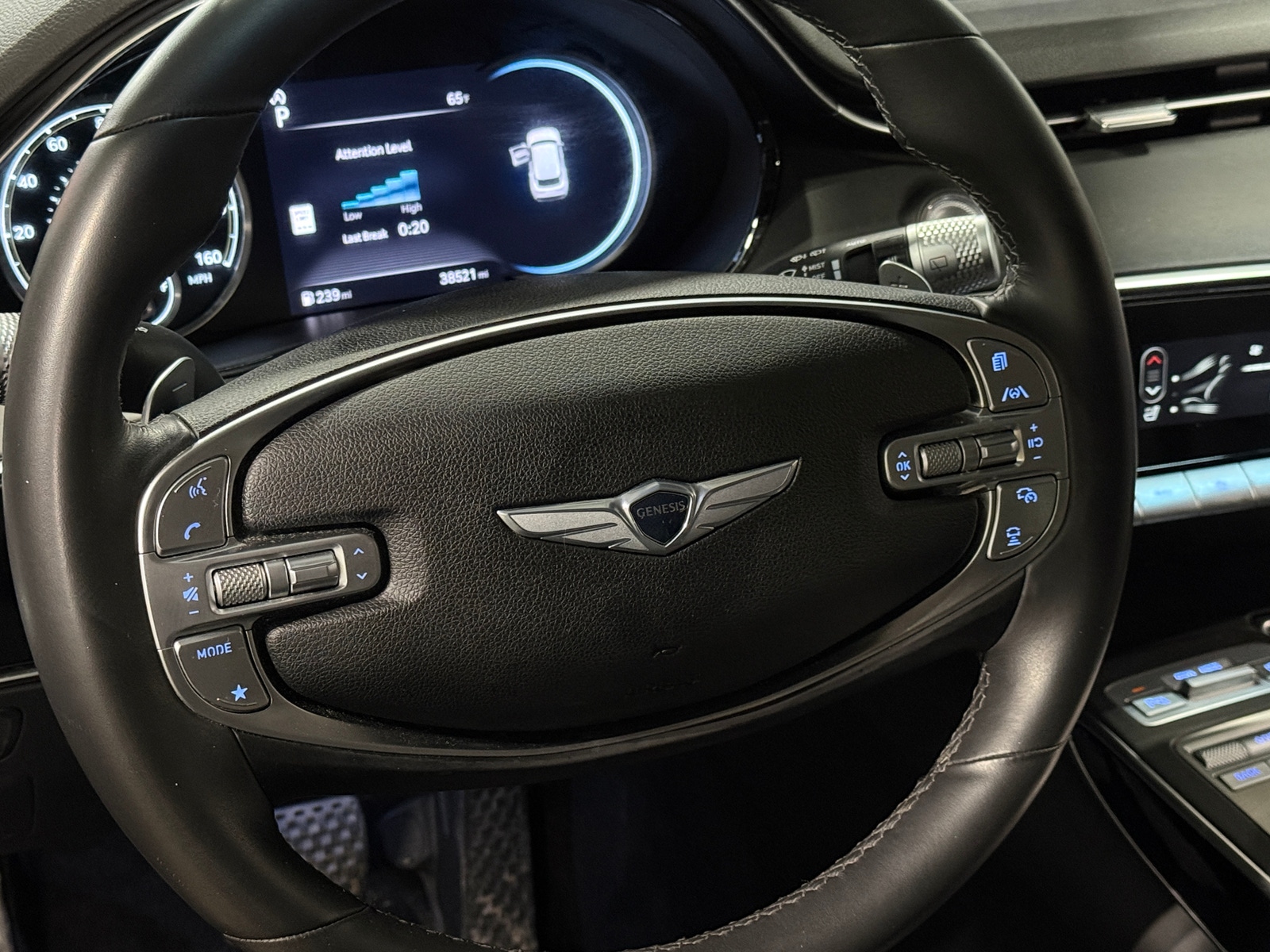 Thumbnail: 2025 Genesis GV70 - 4