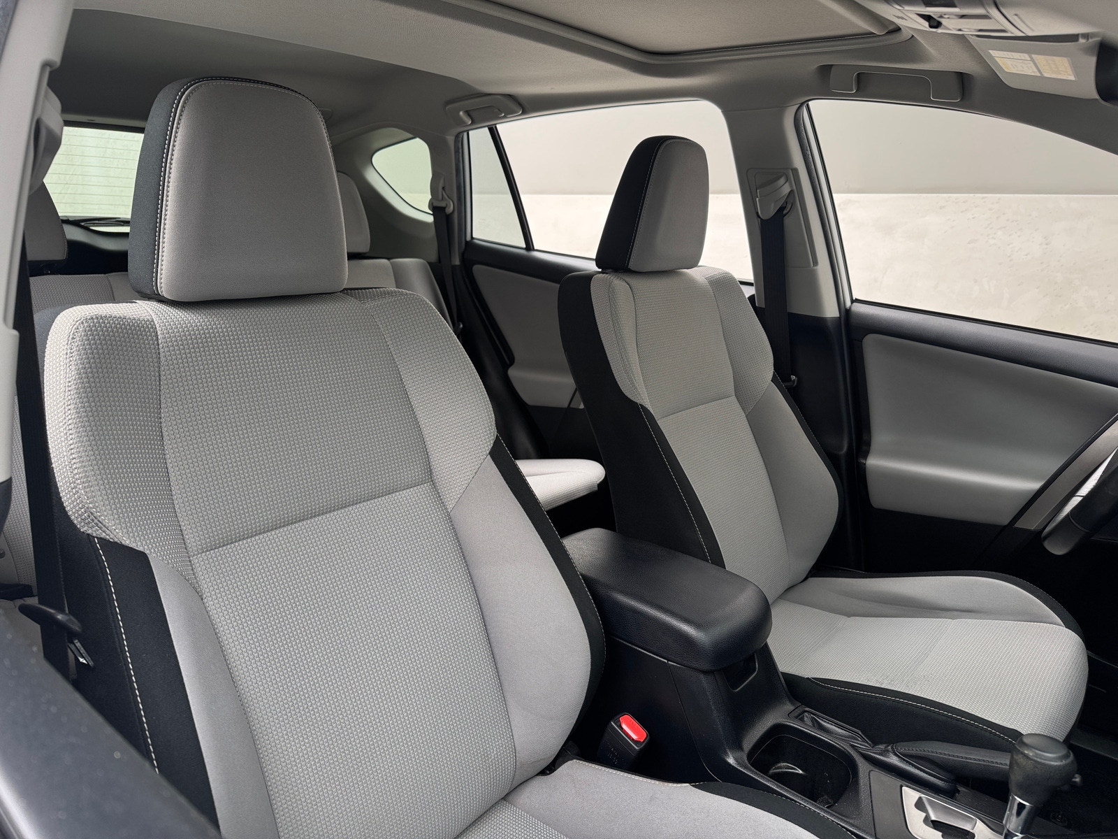 Thumbnail: 2017 Toyota RAV4 - 2