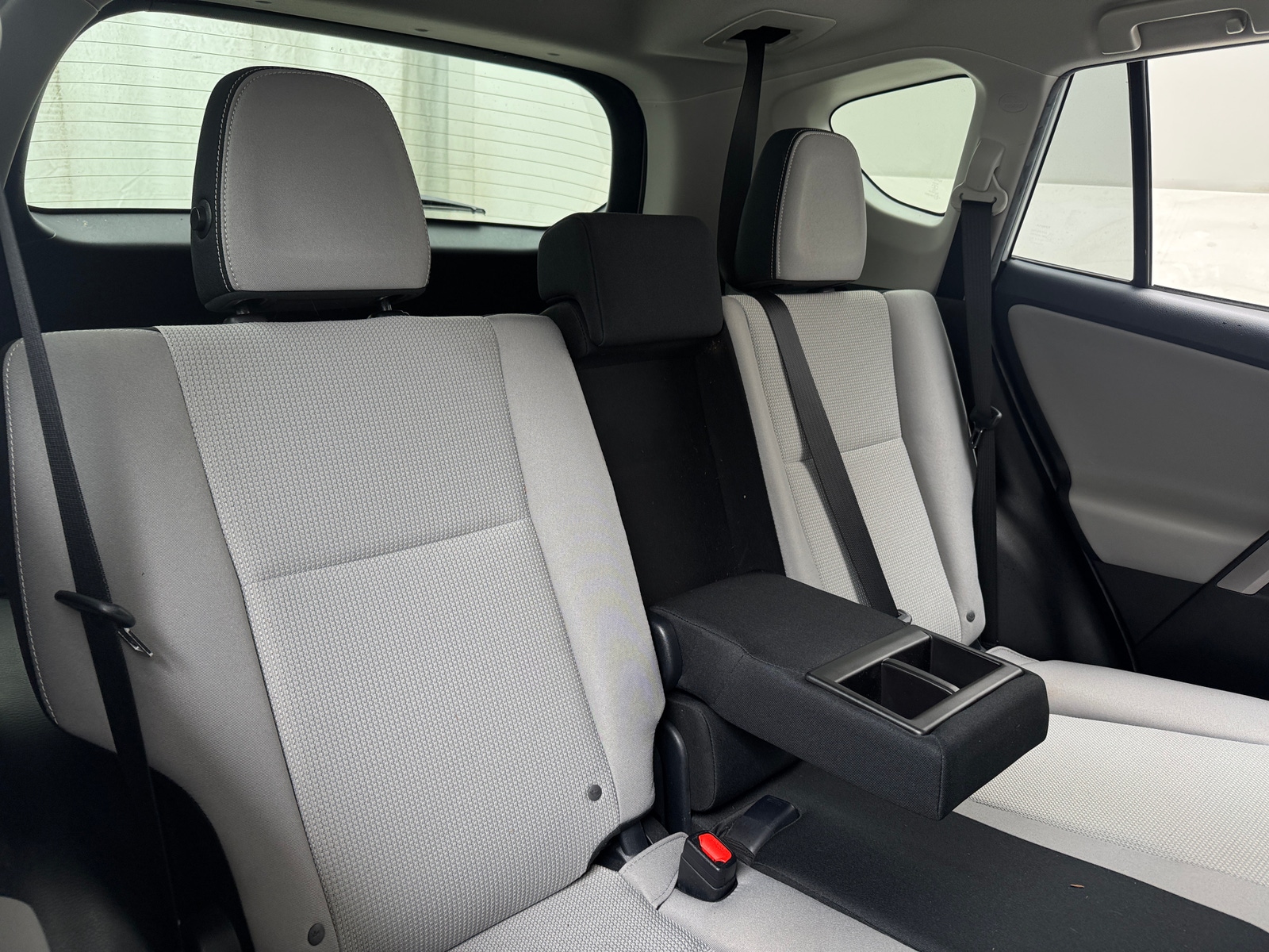 Thumbnail: 2017 Toyota RAV4 - 6