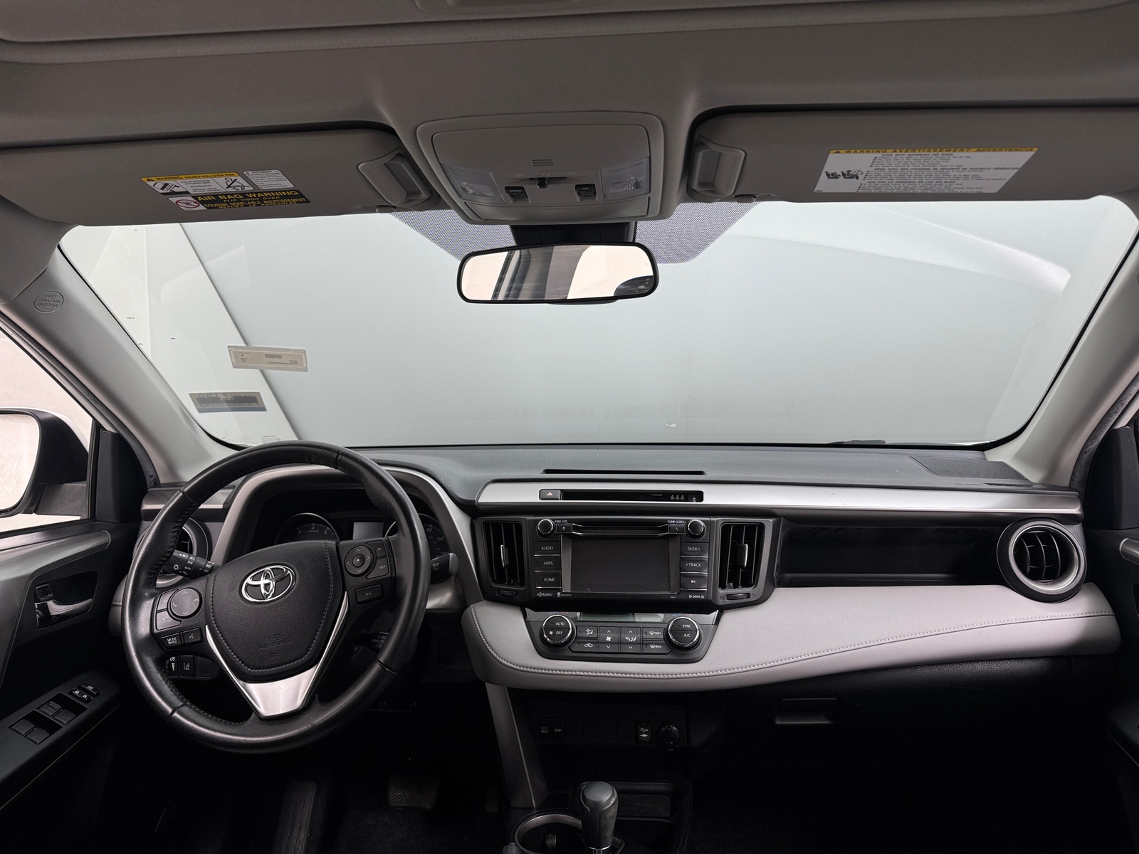 Thumbnail: 2017 Toyota RAV4 - 3