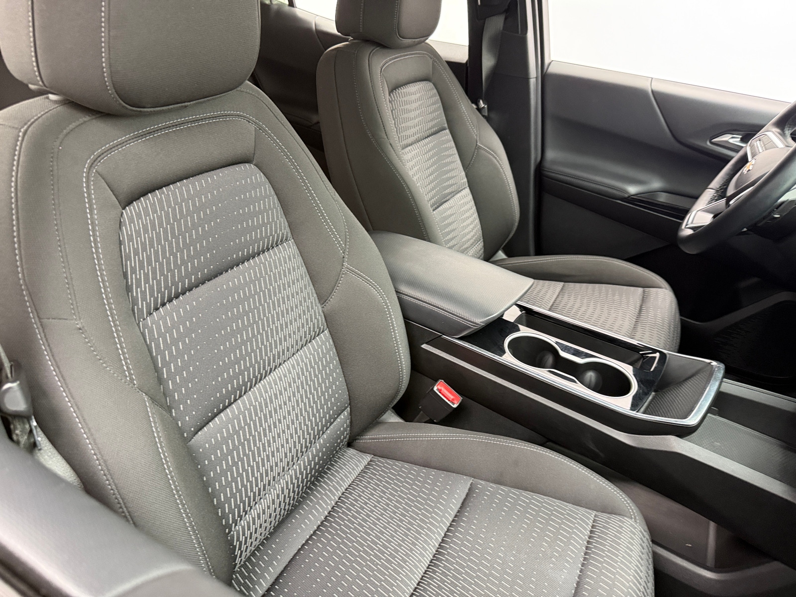 Thumbnail: 2025 Chevrolet Equinox - 2