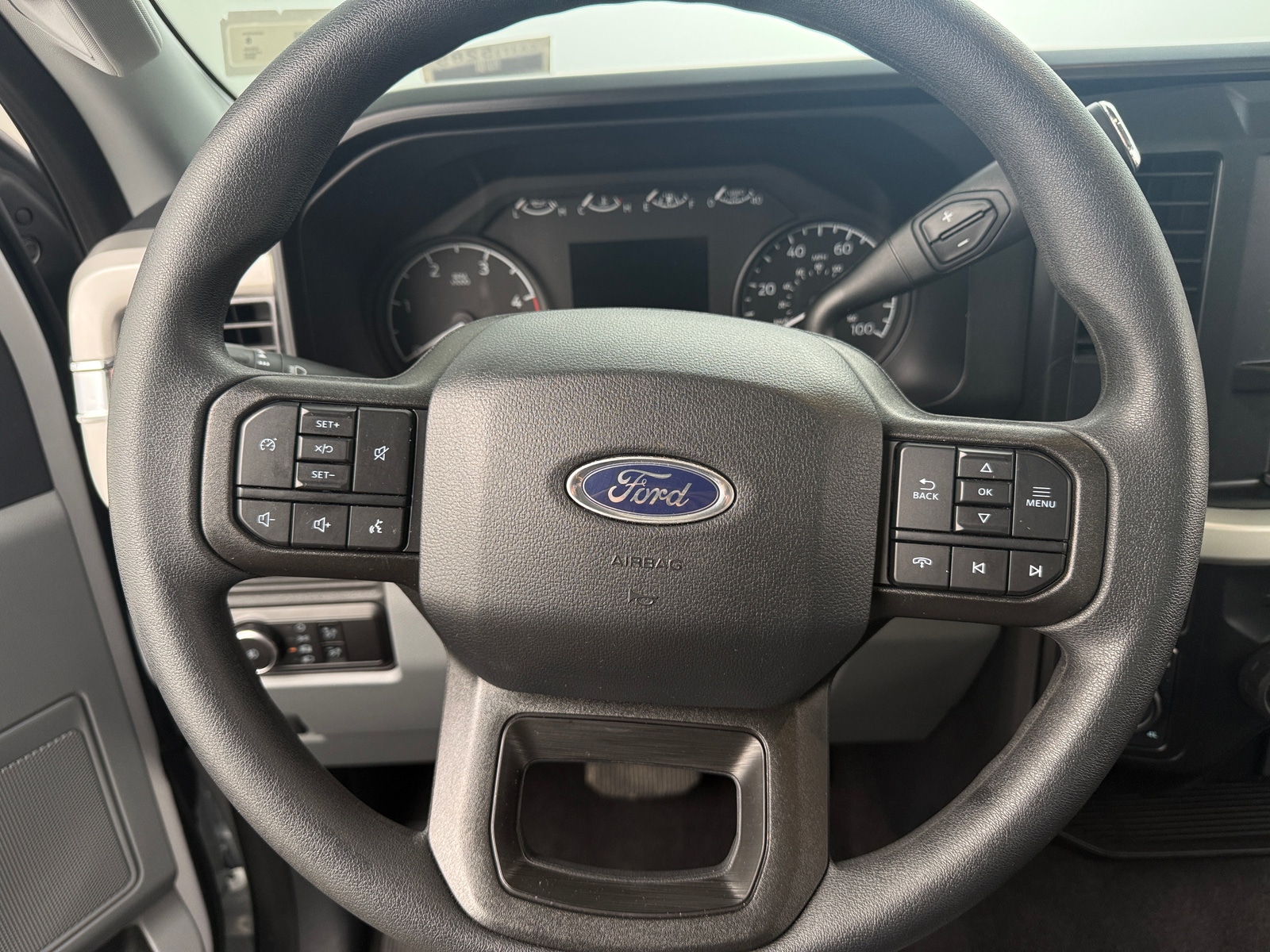 Thumbnail: 2025 Ford Econoline - 5