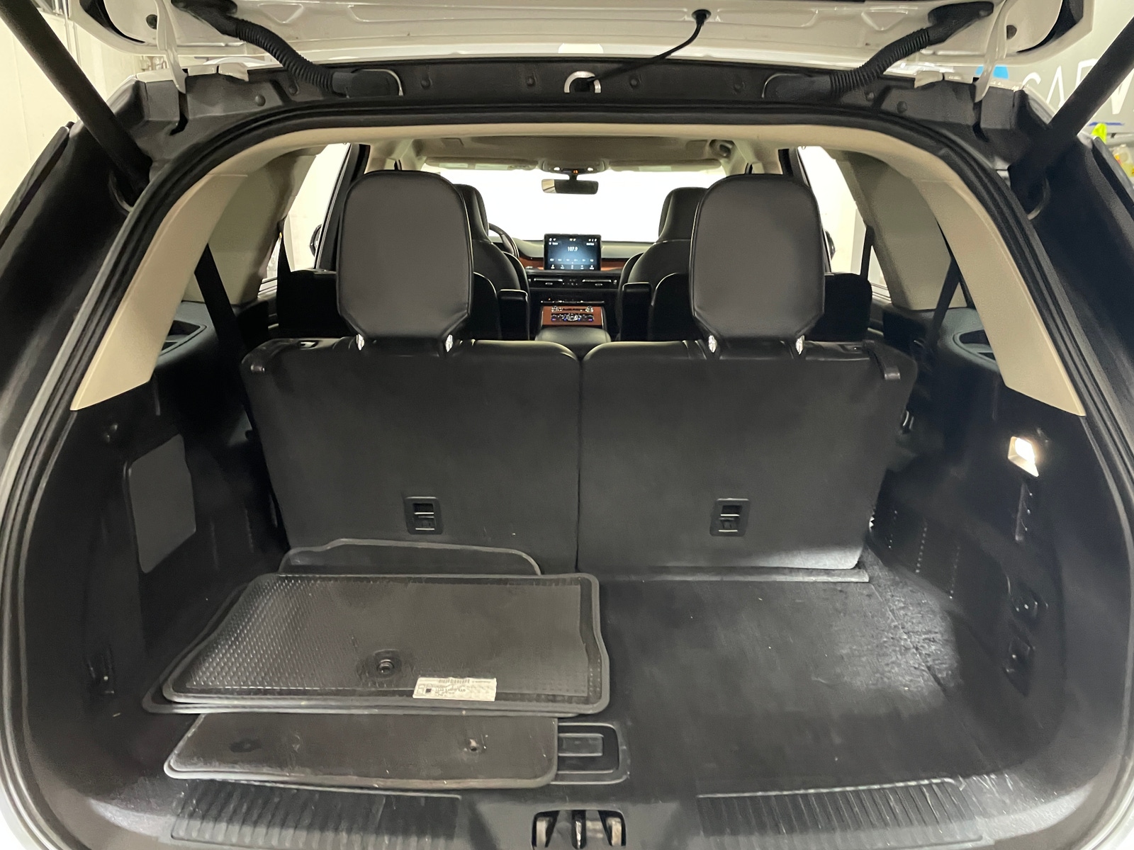 Thumbnail: 2020 Lincoln Aviator - 6