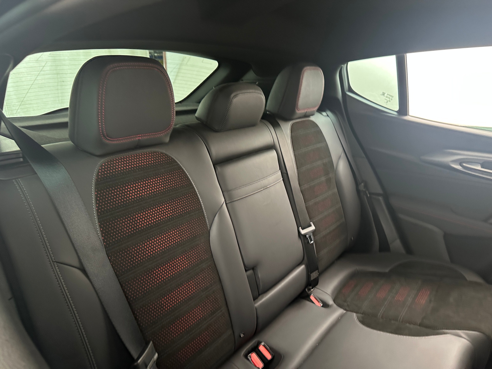 Thumbnail: 2024 Dodge Hornet - 6