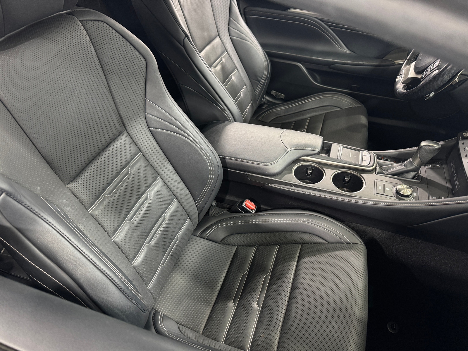 Thumbnail: 2017 Lexus RC - 2