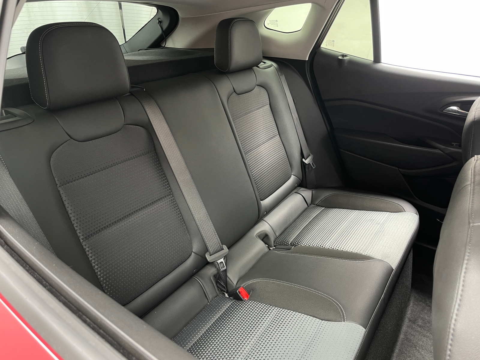 Thumbnail: 2025 Chevrolet Trax - 6