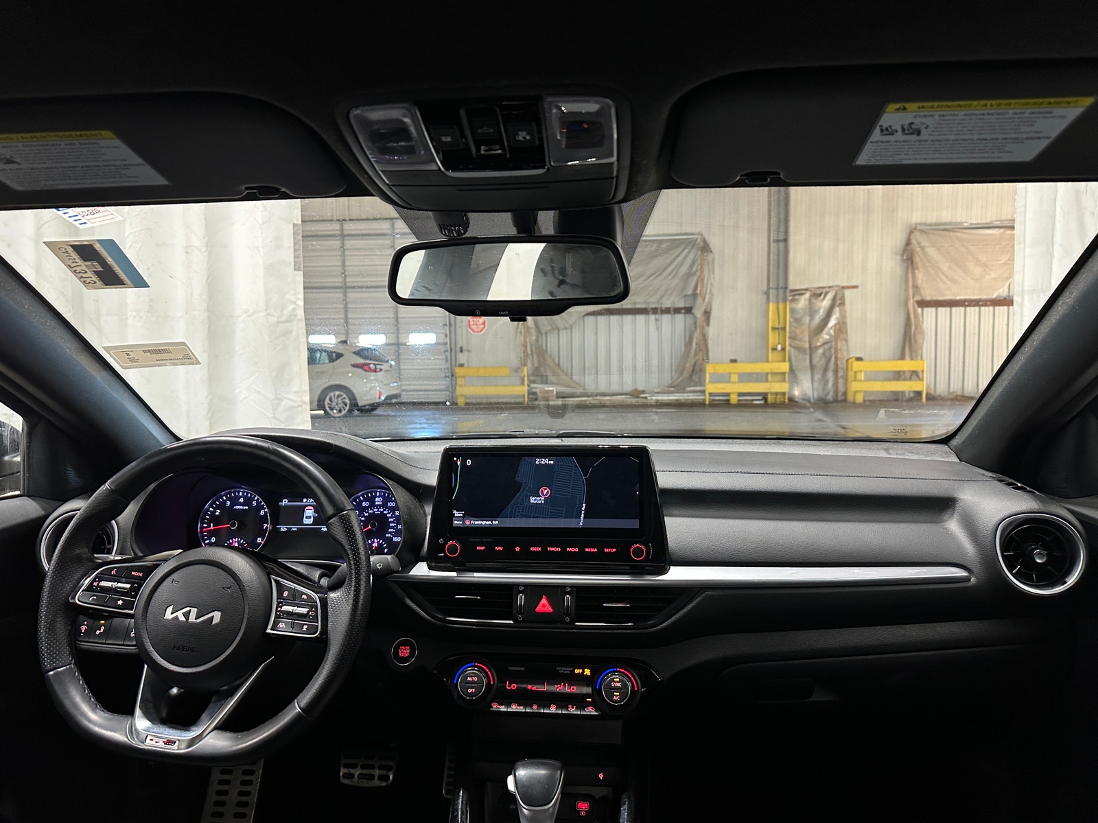 Thumbnail: 2022 Kia Forte - 3