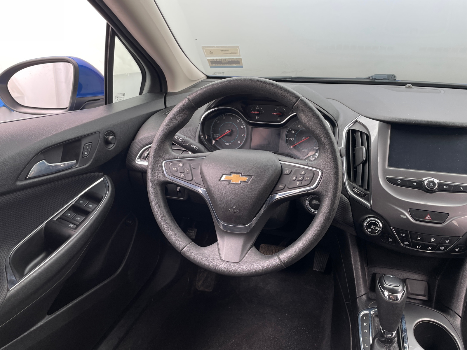 Thumbnail: 2018 Chevrolet Cruze - 5