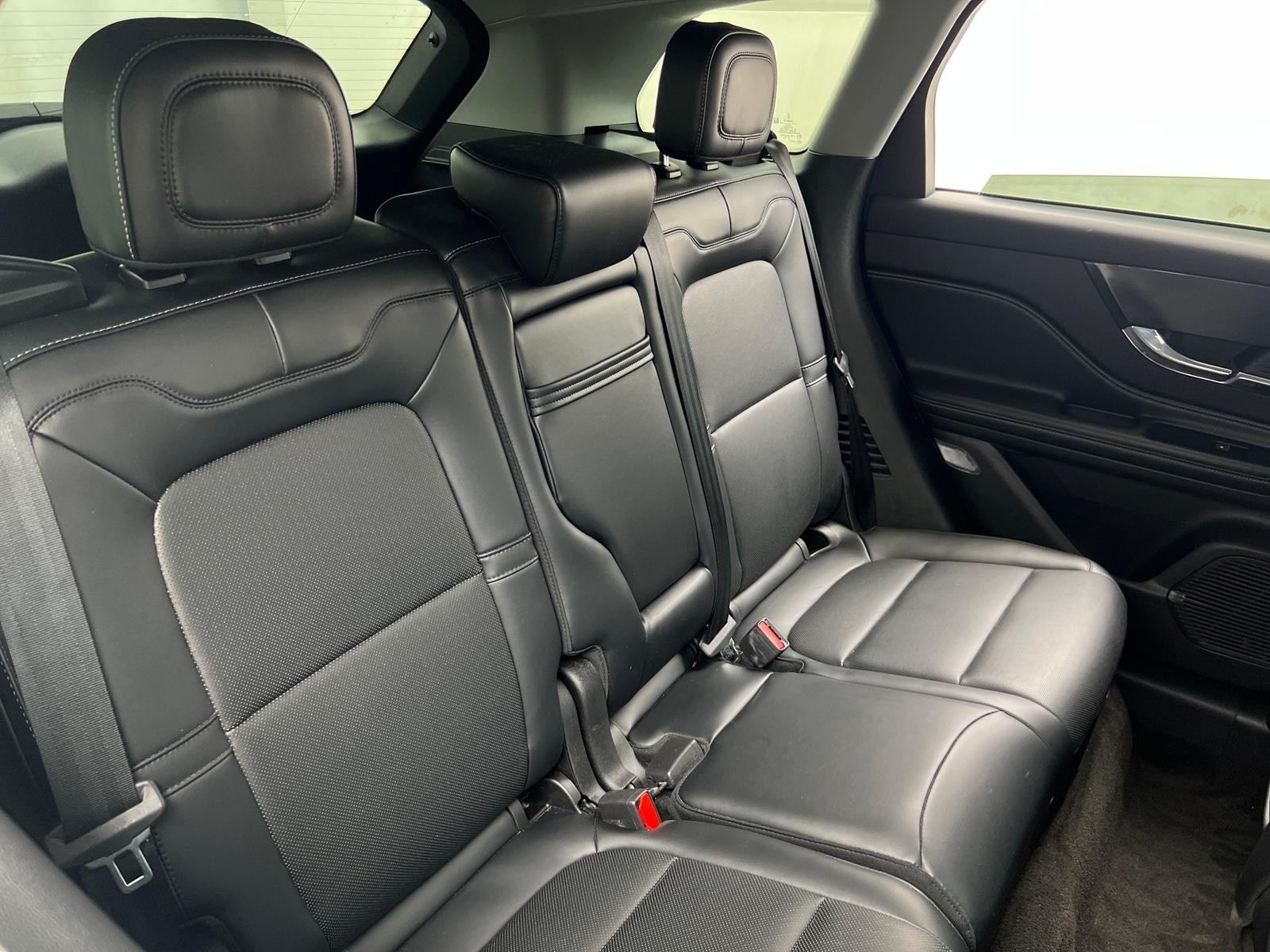 Thumbnail: 2022 Lincoln Corsair - 5