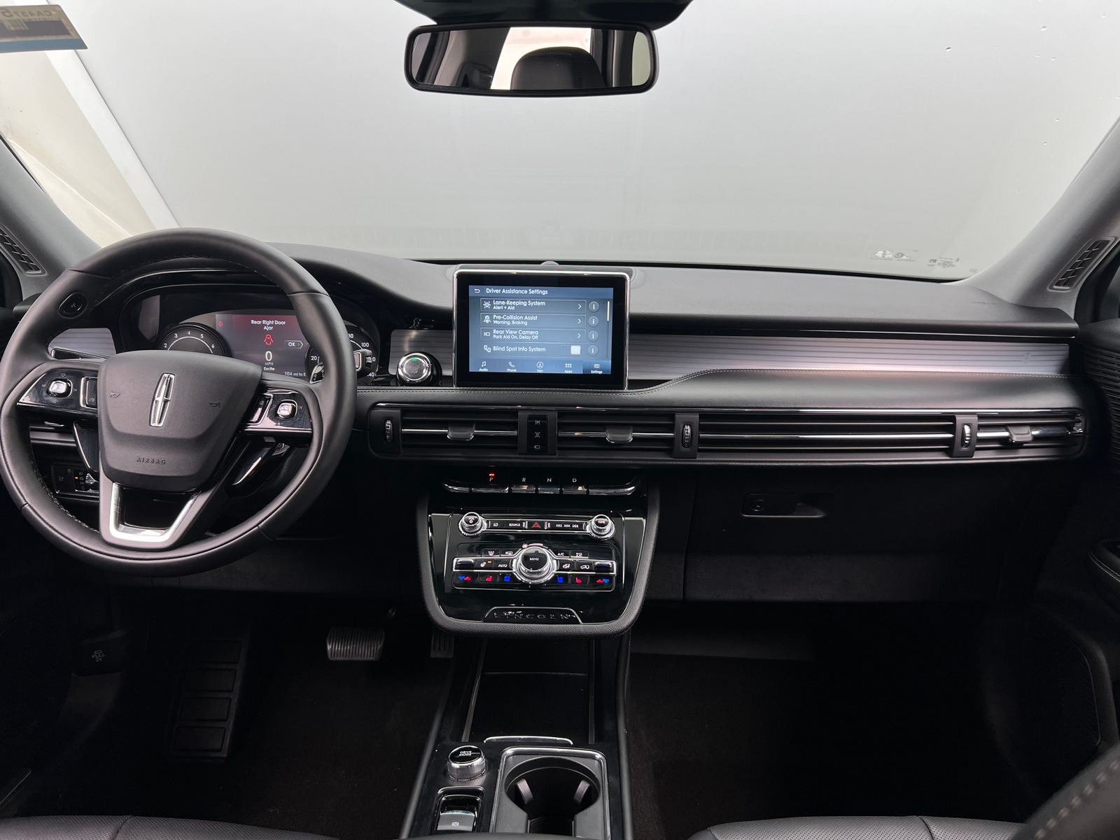 Thumbnail: 2022 Lincoln Corsair - 2