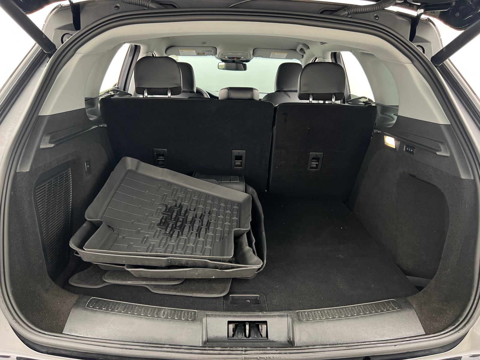 Thumbnail: 2022 Lincoln Corsair - 6