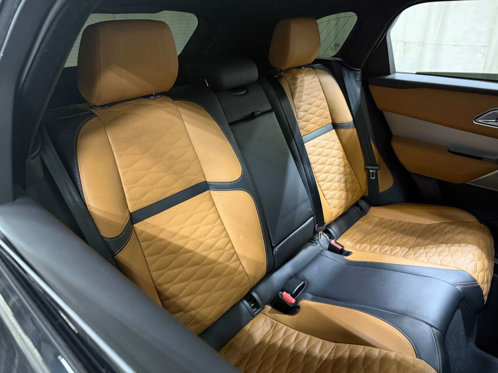 Thumbnail: 2020 Land Rover Range Rover Velar - 5