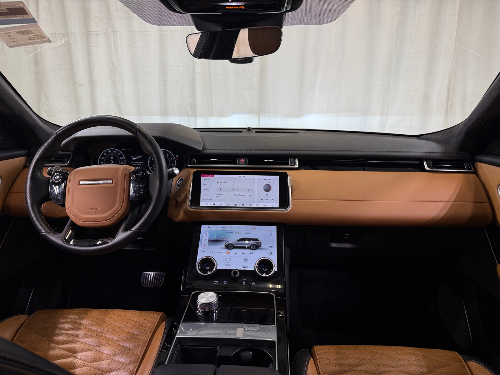 Thumbnail: 2020 Land Rover Range Rover Velar - 2