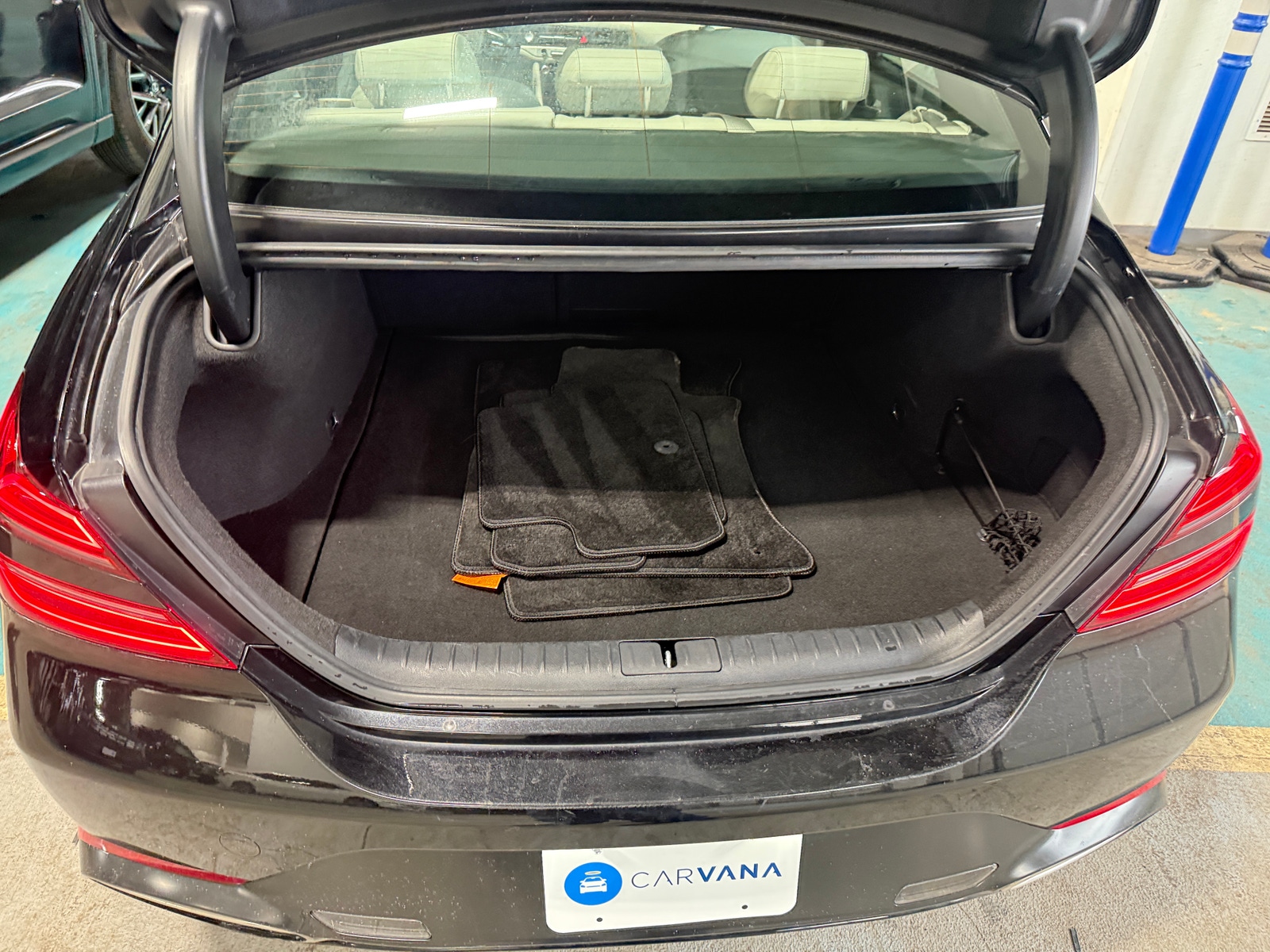 Thumbnail: 2025 Genesis G70 - 6