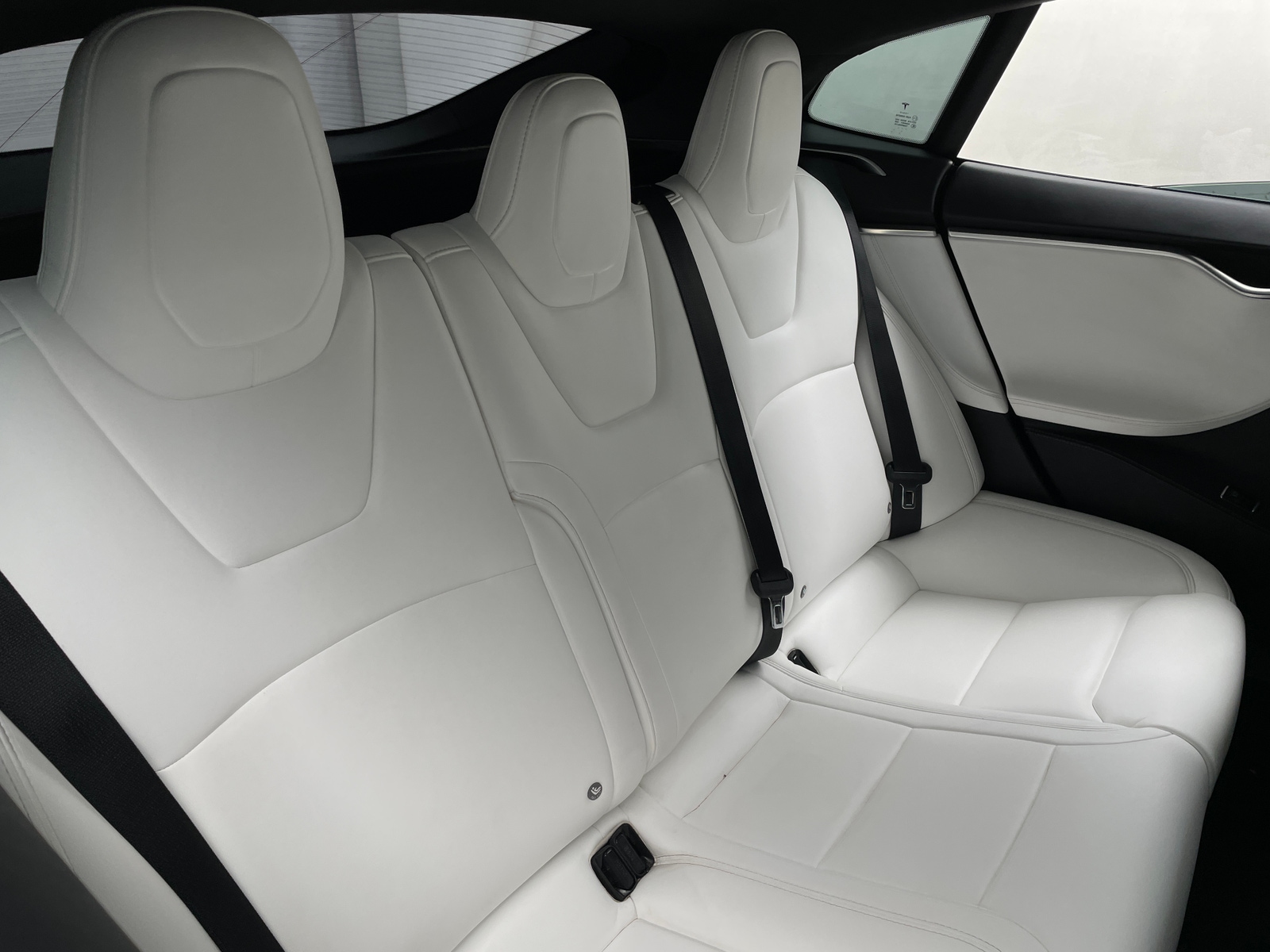 Thumbnail: 2017 Tesla Model S - 5