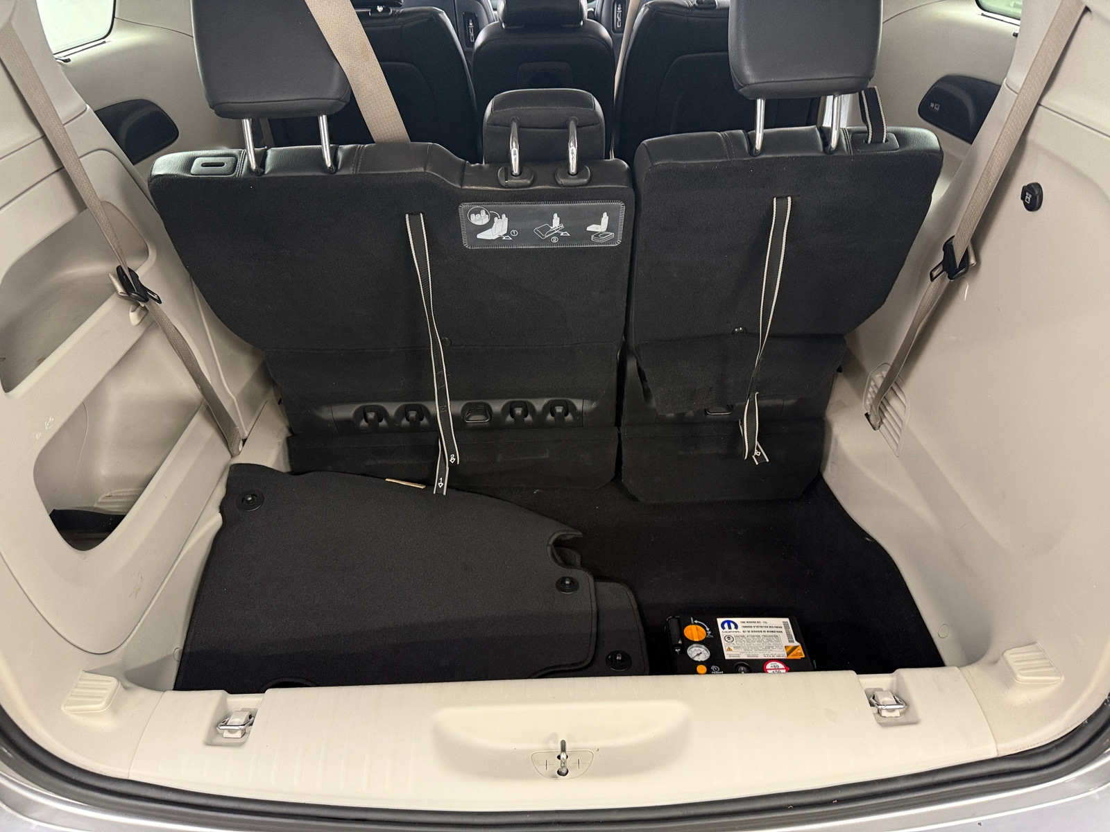 Thumbnail: 2020 Chrysler Pacifica - 6