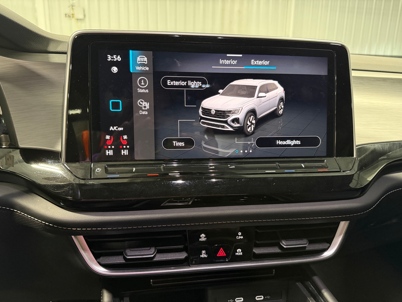 Thumbnail: 2025 Volkswagen Atlas - 3