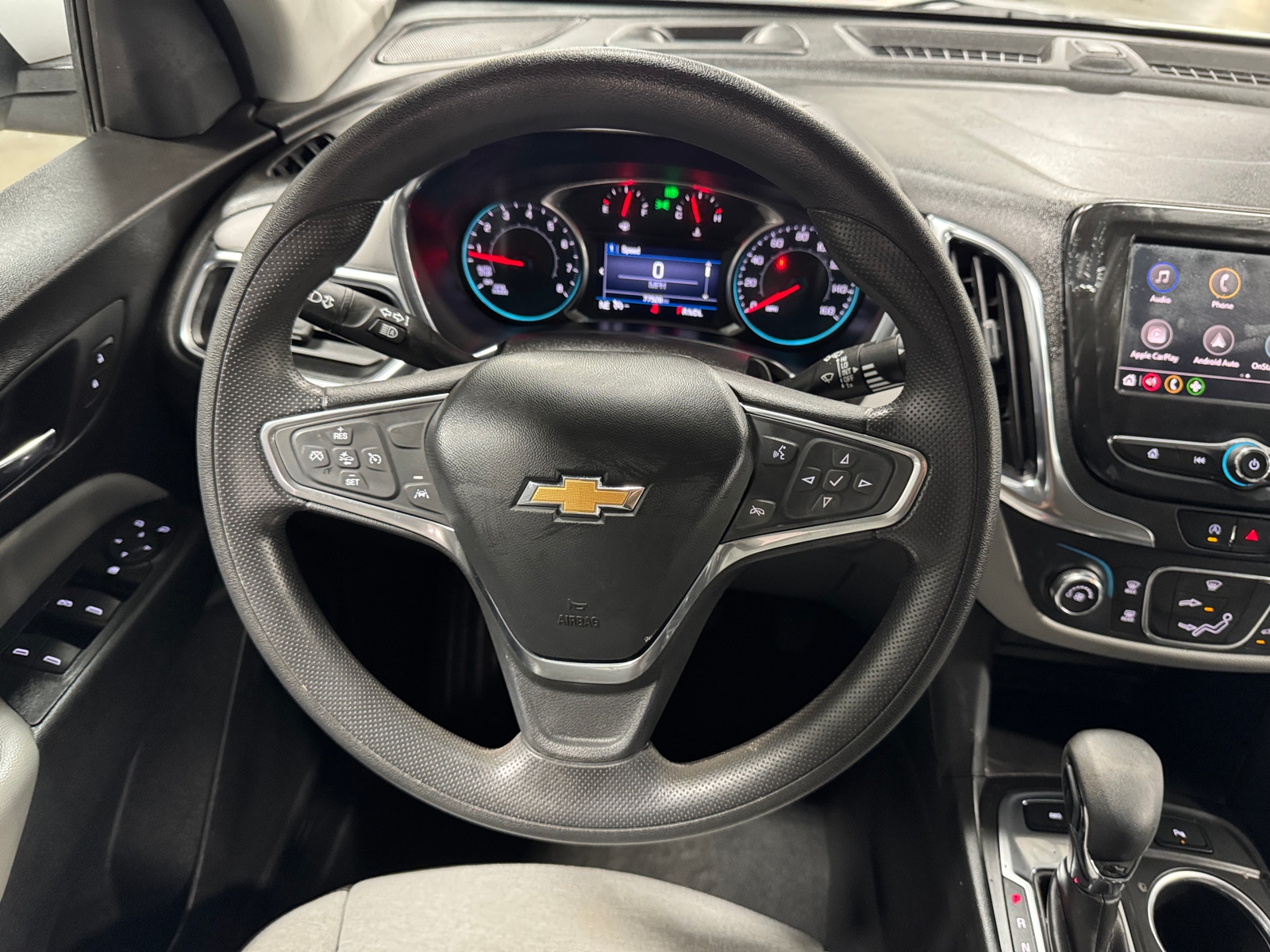 Thumbnail: 2022 Chevrolet Equinox - 5