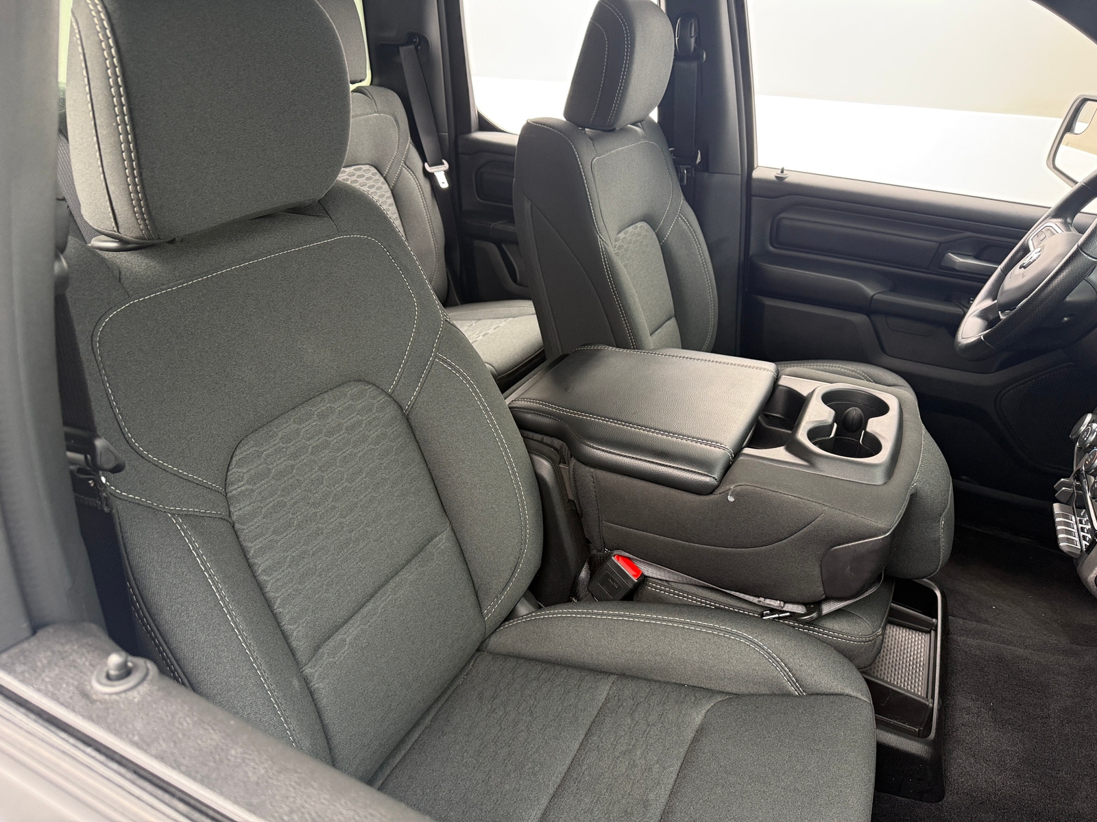 Thumbnail: 2025 RAM 1500 - 2