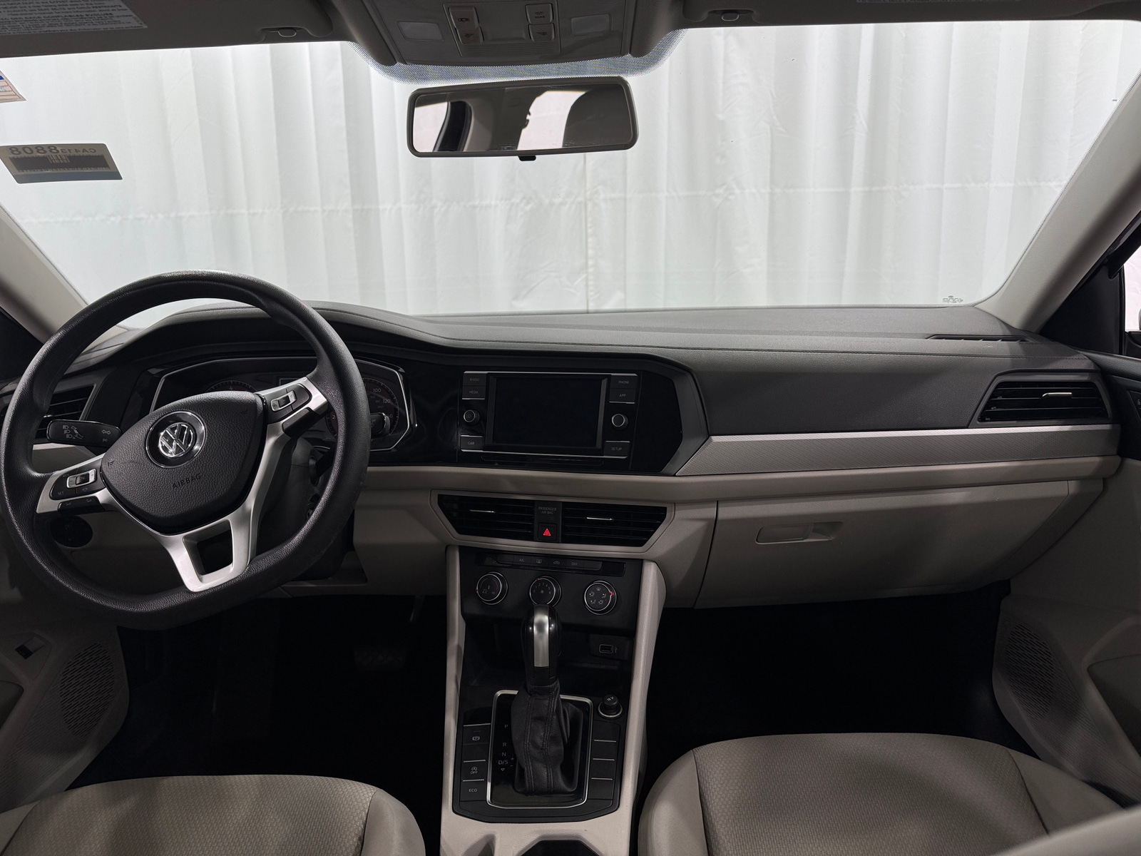 Thumbnail: 2019 Volkswagen Jetta - 3