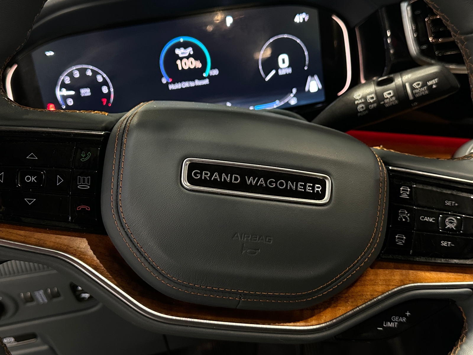 Thumbnail: 2022 Jeep Grand Wagoneer - 4