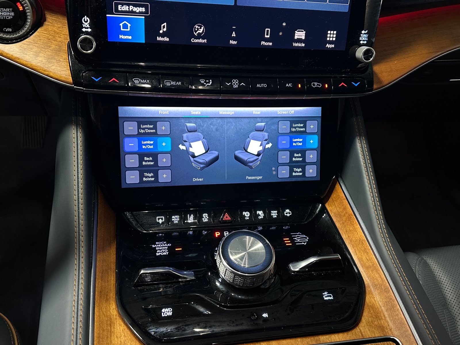 Thumbnail: 2022 Jeep Grand Wagoneer - 3