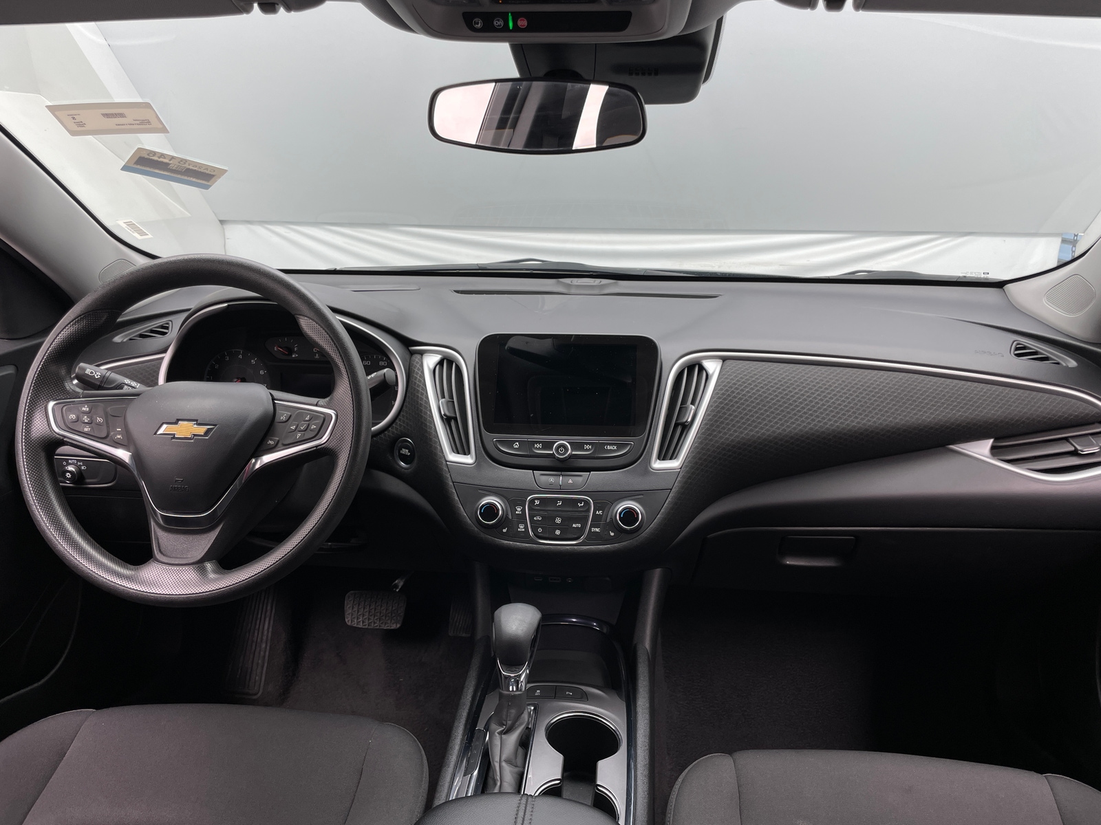 Thumbnail: 2024 Chevrolet Malibu - 3