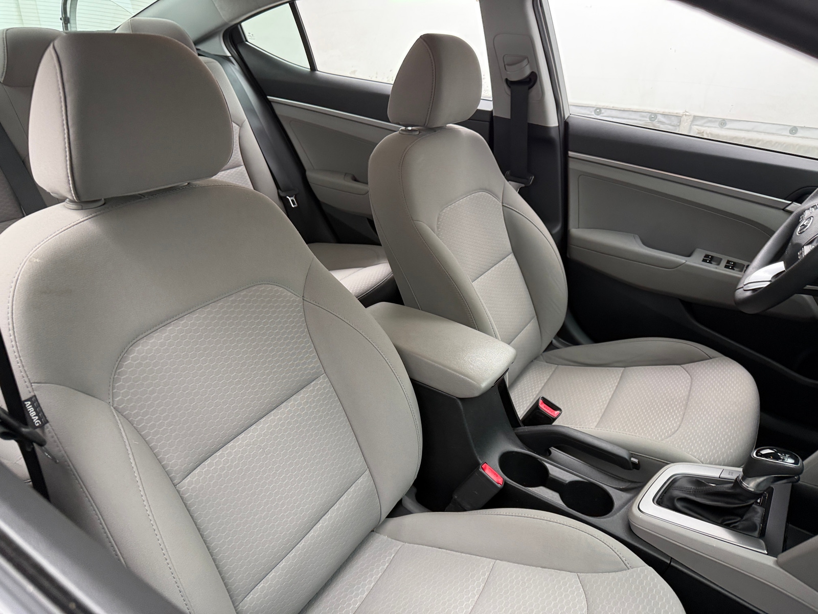 Thumbnail: 2019 Hyundai Elantra - 2