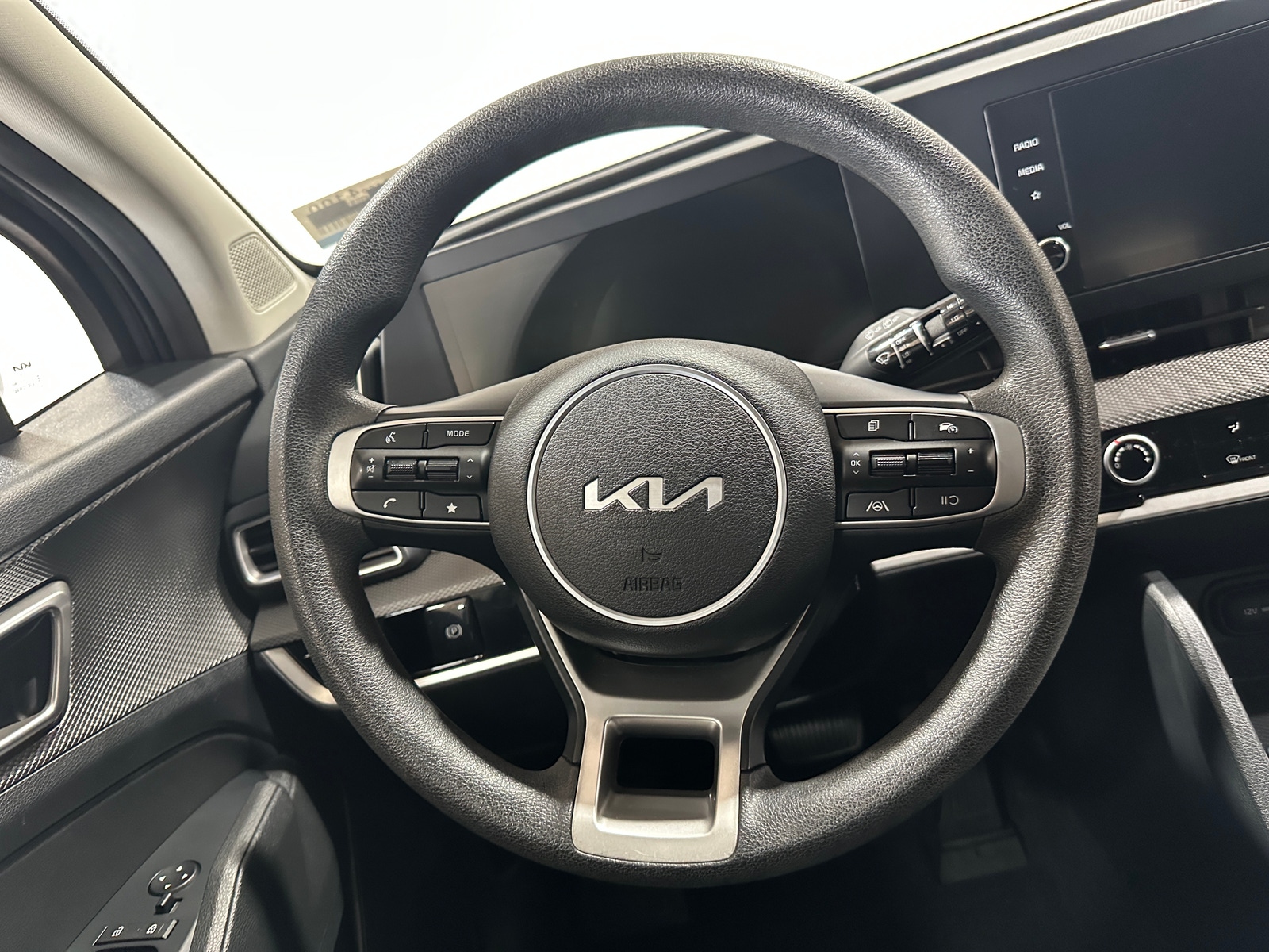 Thumbnail: 2025 Kia Sportage - 5