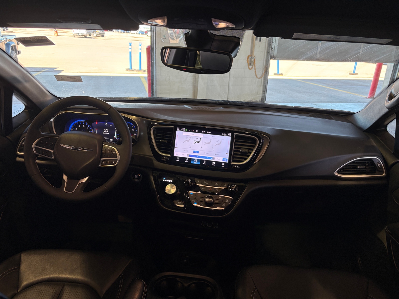 Thumbnail: 2025 Chrysler Pacifica - 2